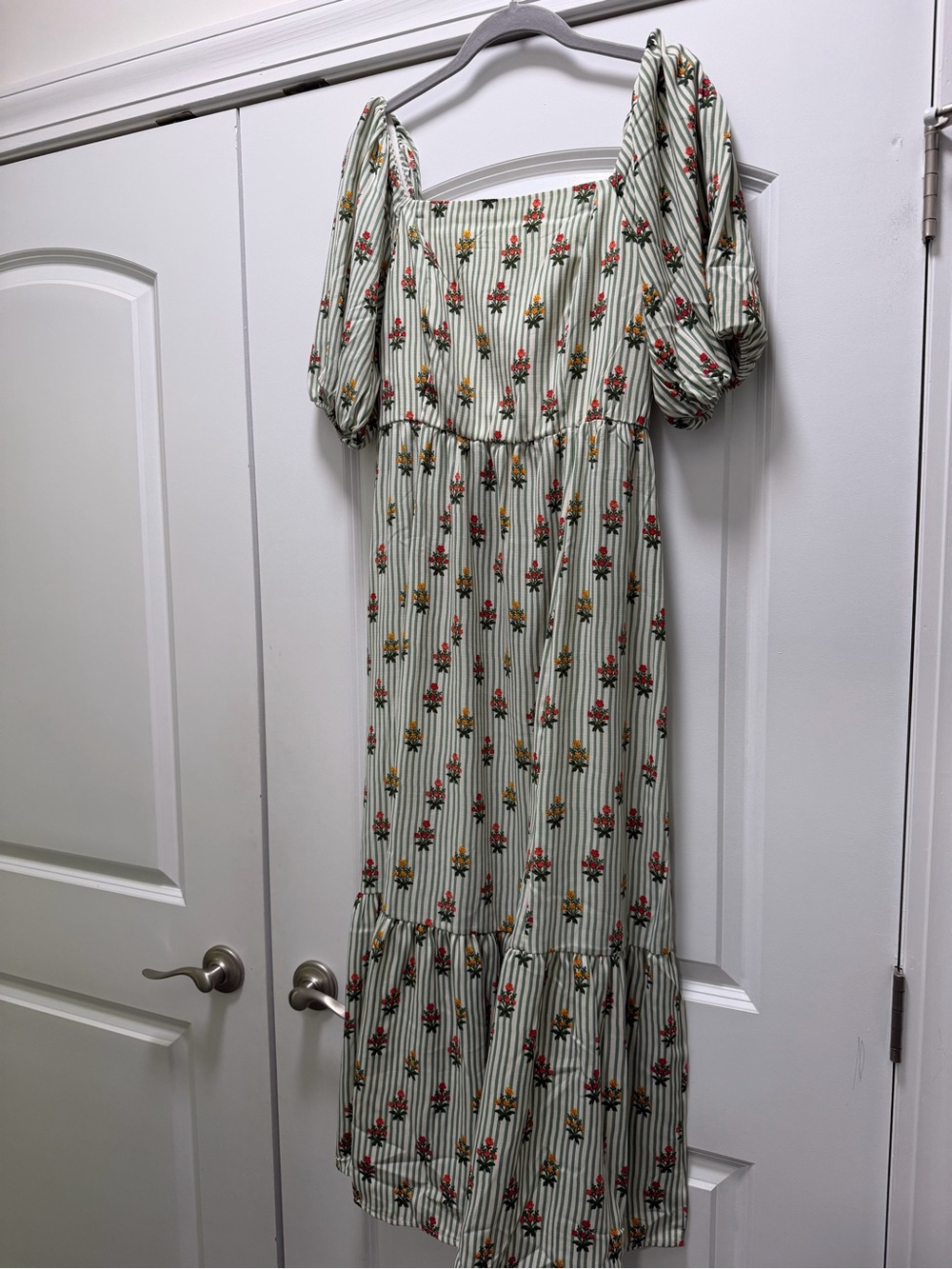 Striped Cream Midi Dress with Floral Print and Puff Sleeves